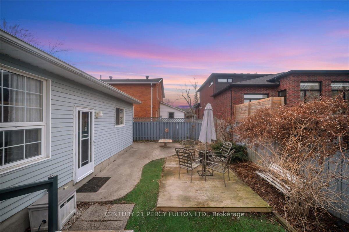 Photo 32 of 5 Durham Street, Clarington, Bowmanville — HOMEH