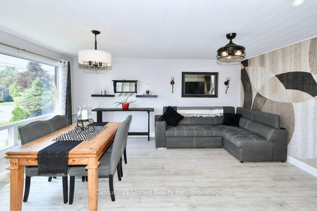 Photo 10 of 10 Kirkwood Crescent, Selwyn — HOMEH