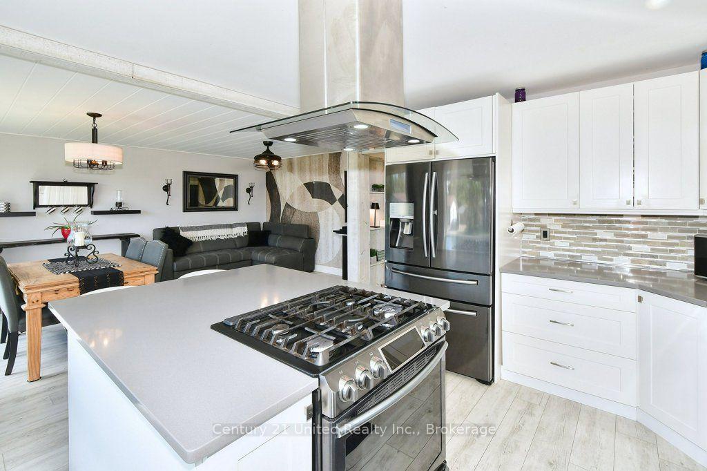 Photo 15 of 10 Kirkwood Crescent, Selwyn — HOMEH