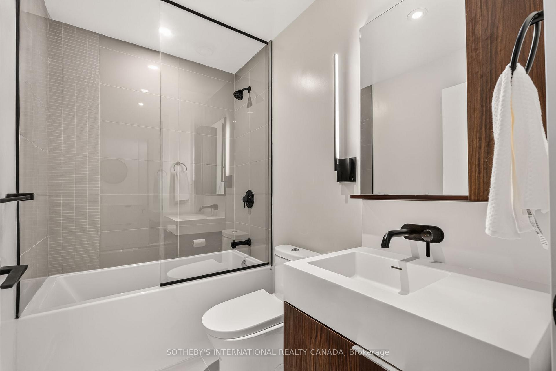 Photo 8 of Unit 2302, 127 Broadway Avenue, Toronto, Mount Pleasant West — HOMEH