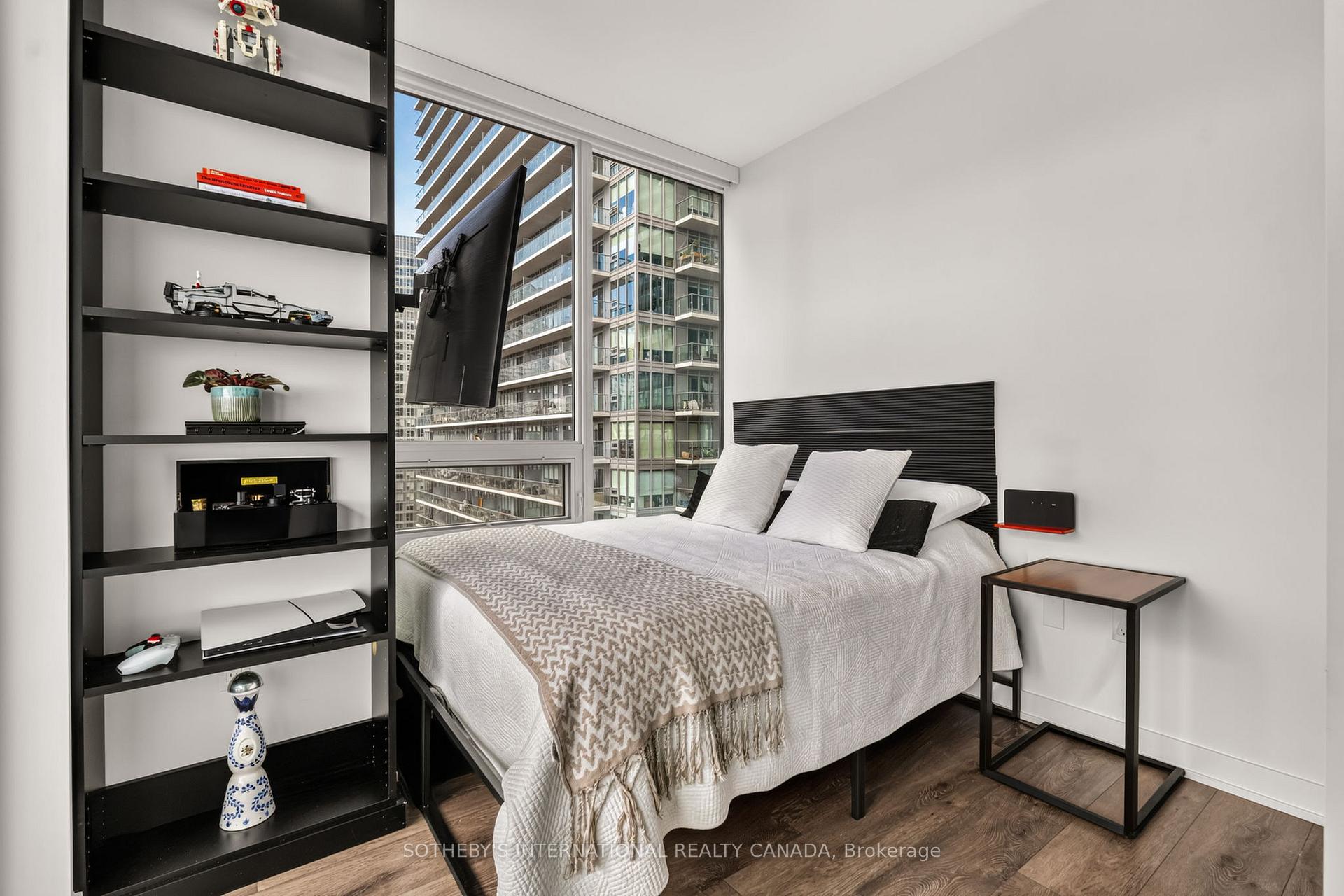 Photo 10 of Unit 2302, 127 Broadway Avenue, Toronto, Mount Pleasant West — HOMEH