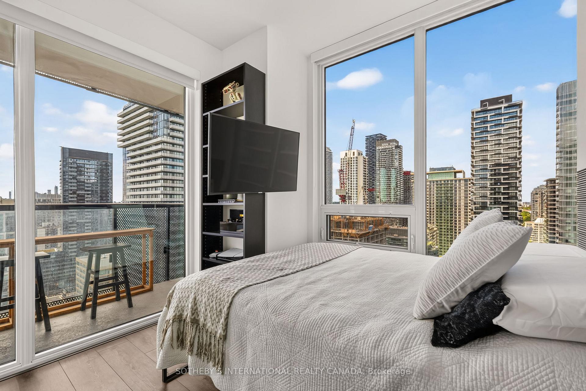 Photo 11 of Unit 2302, 127 Broadway Avenue, Toronto, Mount Pleasant West — HOMEH