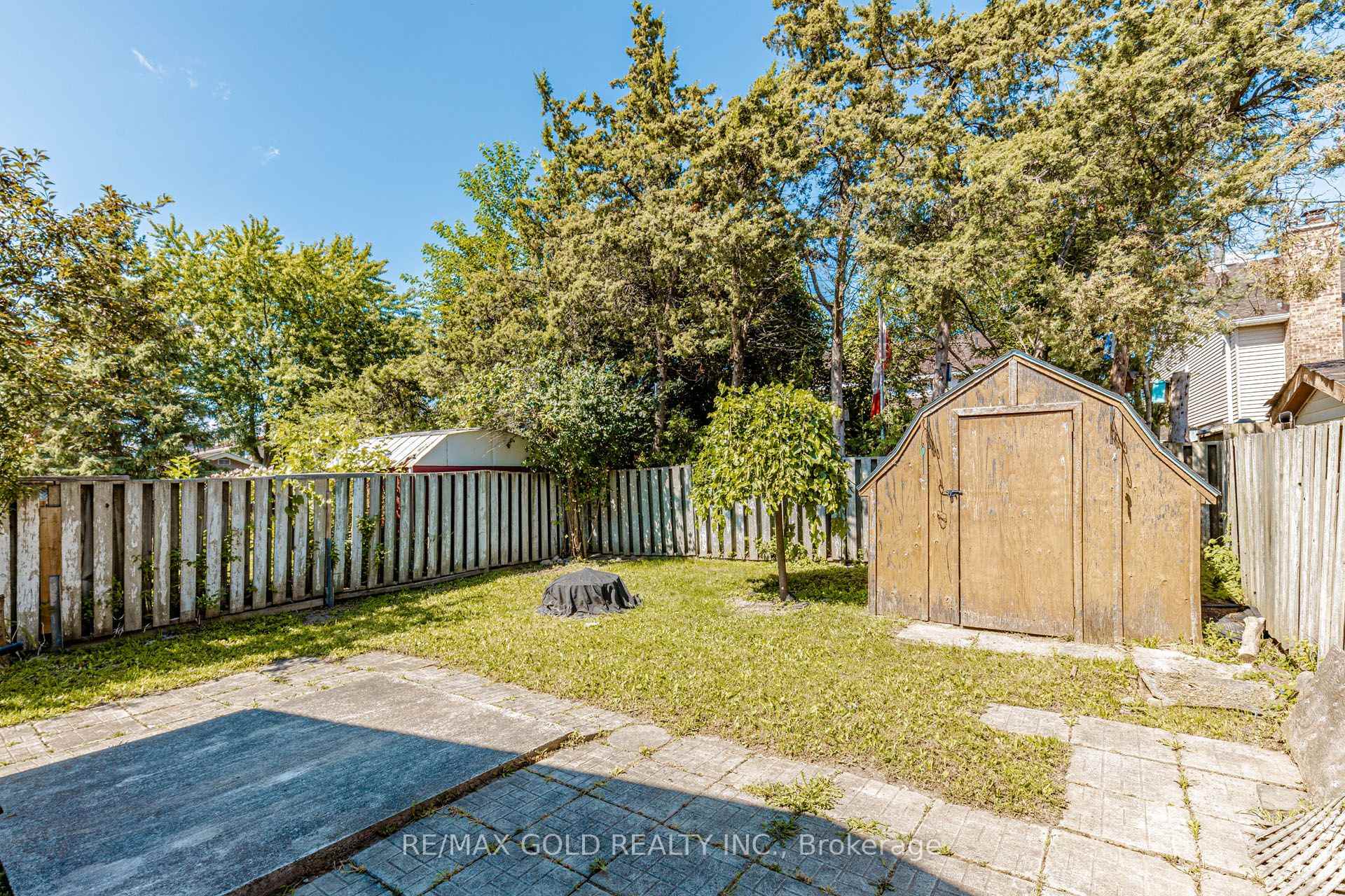 Photo 48 of 58 Homestead Place, Kitchener, Forest Heights — HOMEH