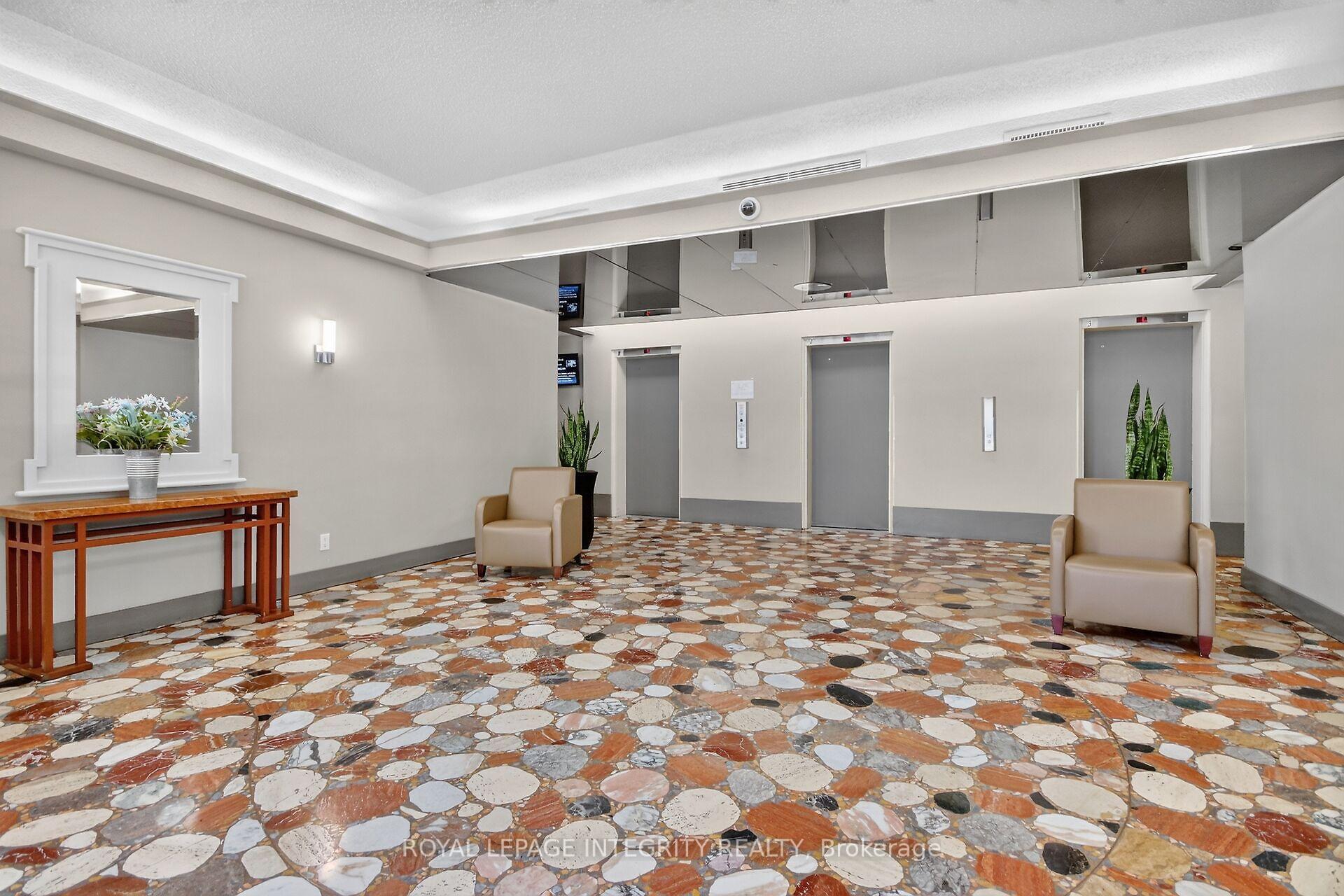 Photo 5 of Unit 2701, 1785 Frobisher Lane, Ottawa, Riverview Park — HOMEH