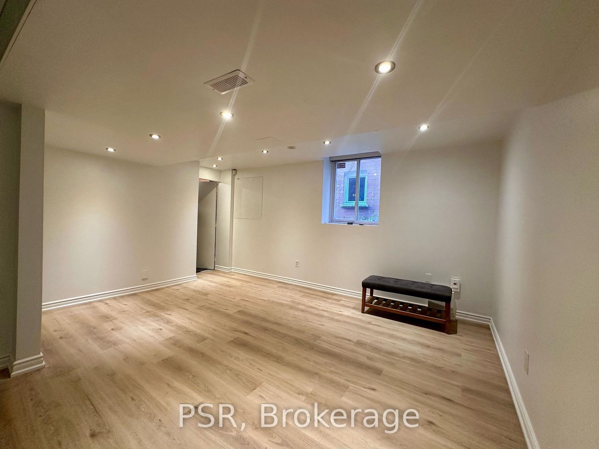 Photo 3 of Unit Lower, 5510 Red Brush Drive, Mississauga, Hurontario — HOMEH