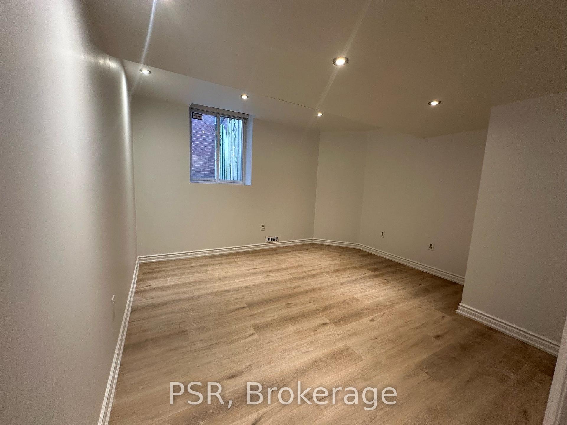 Photo 7 of Unit Lower, 5510 Red Brush Drive, Mississauga, Hurontario — HOMEH