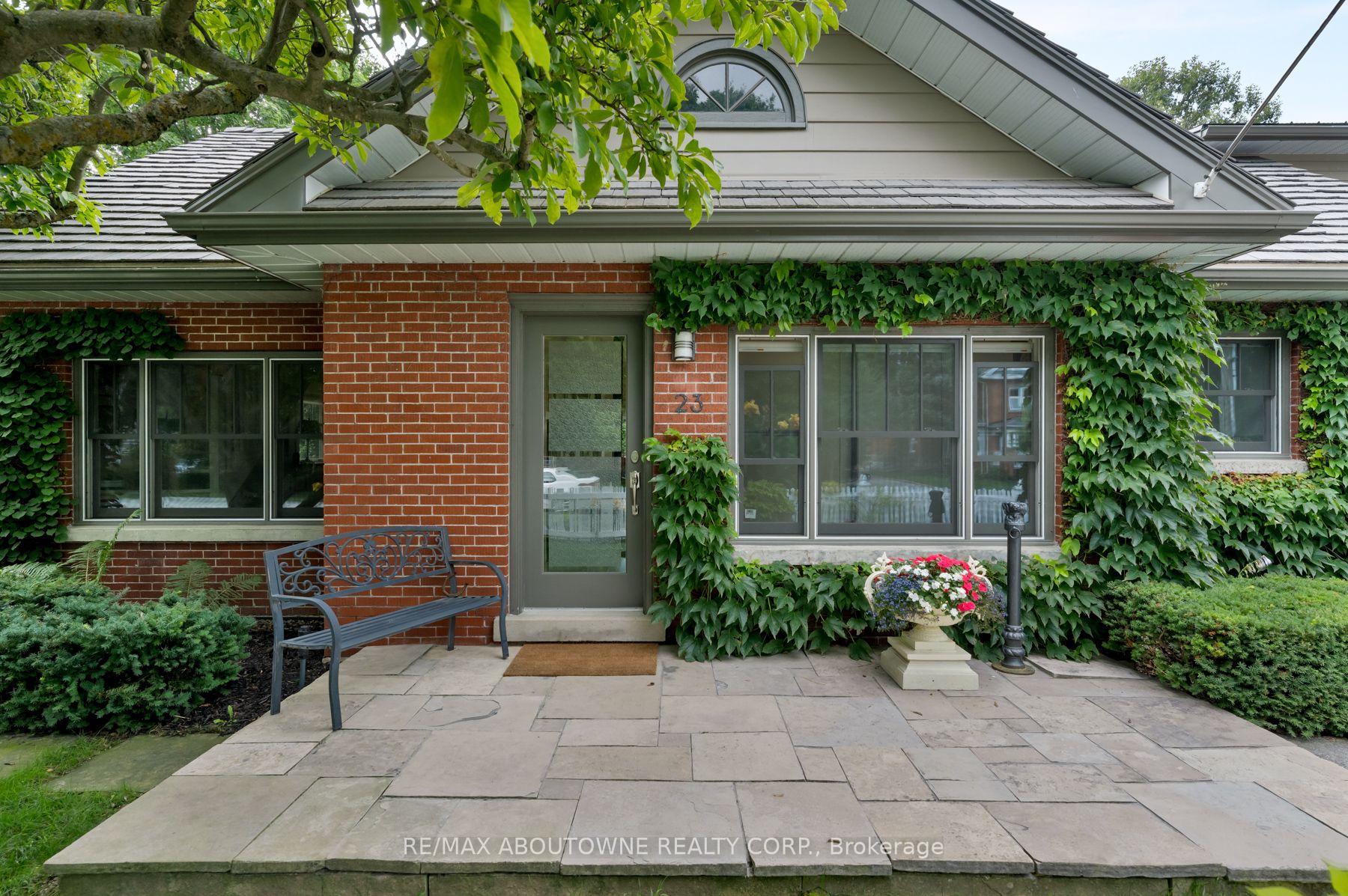 Photo 4 of 23 Alice Street E, Blue Mountains — HOMEH
