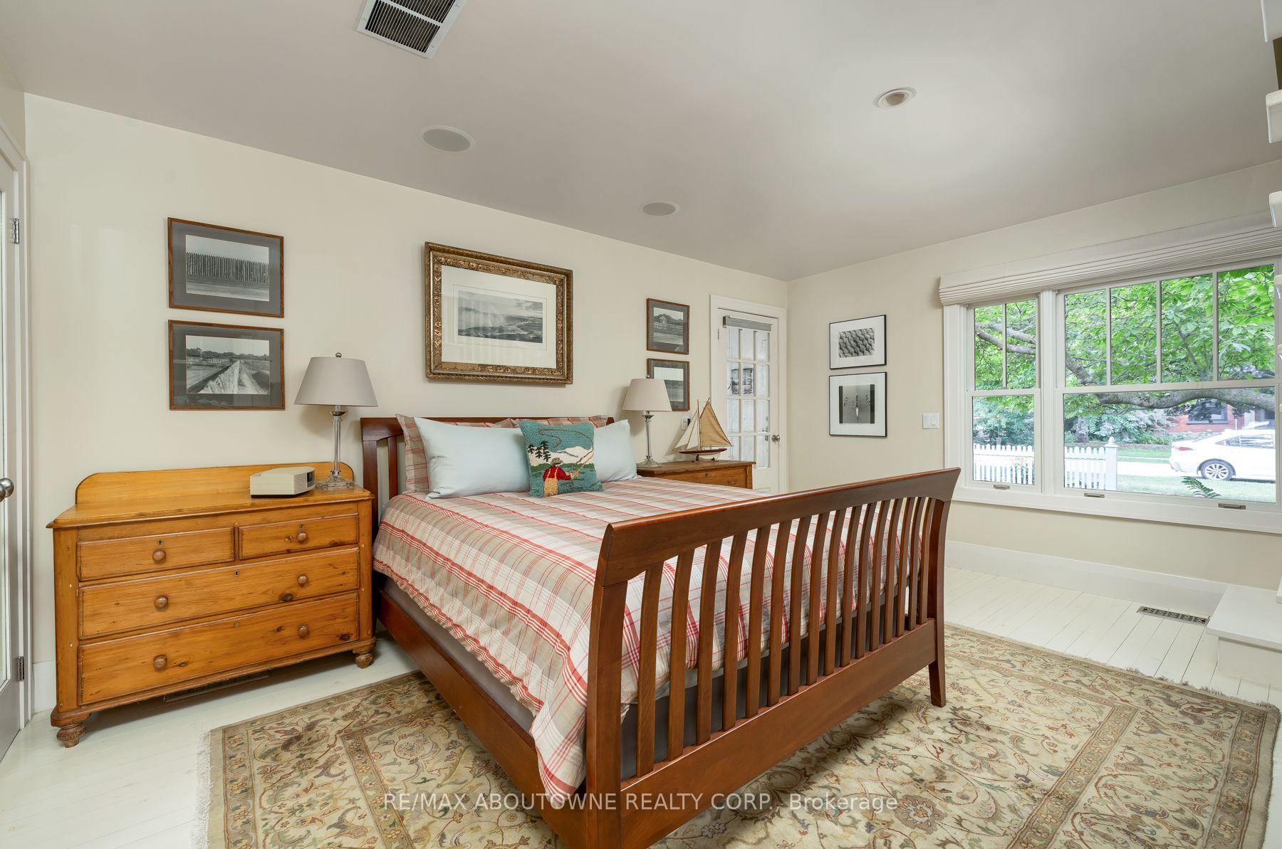 Photo 21 of 23 Alice Street E, Blue Mountains — HOMEH
