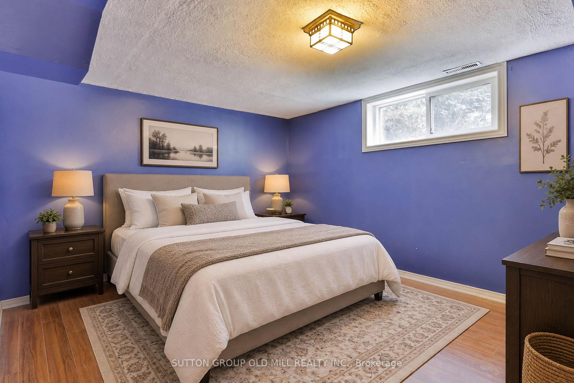 Photo 34 of 1 Penhale Drive, Etobicoke, Humber Heights — HOMEH
