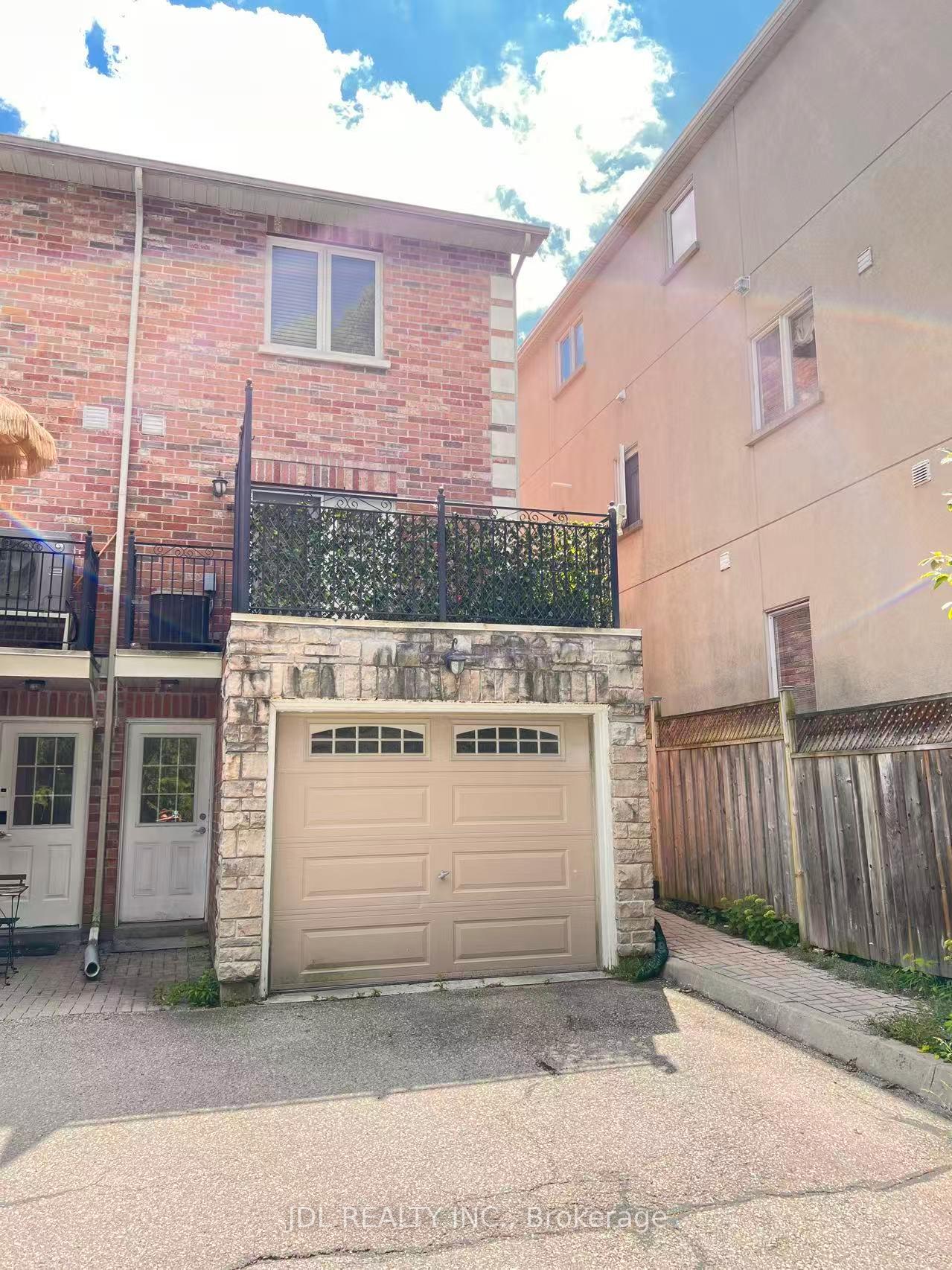 Front of Unit Basement, 198A Finch Avenue E