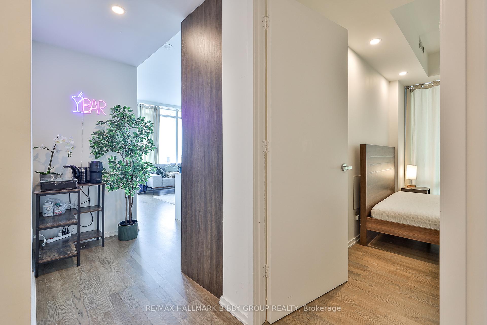 Photo 14 of Unit 3807, 1 Bloor Street E, Toronto, Church-Yonge Corridor — HOMEH