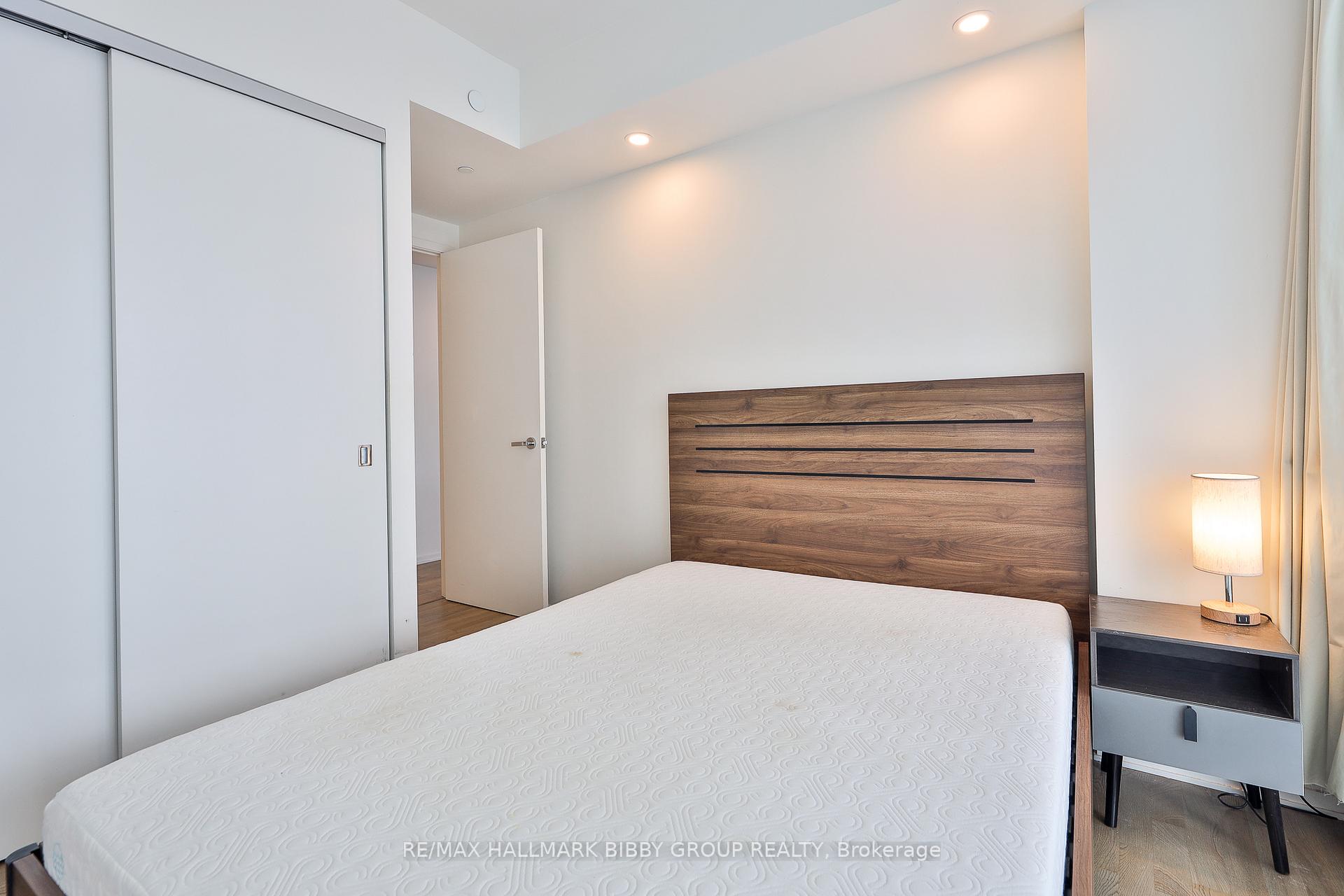 Photo 16 of Unit 3807, 1 Bloor Street E, Toronto, Church-Yonge Corridor — HOMEH