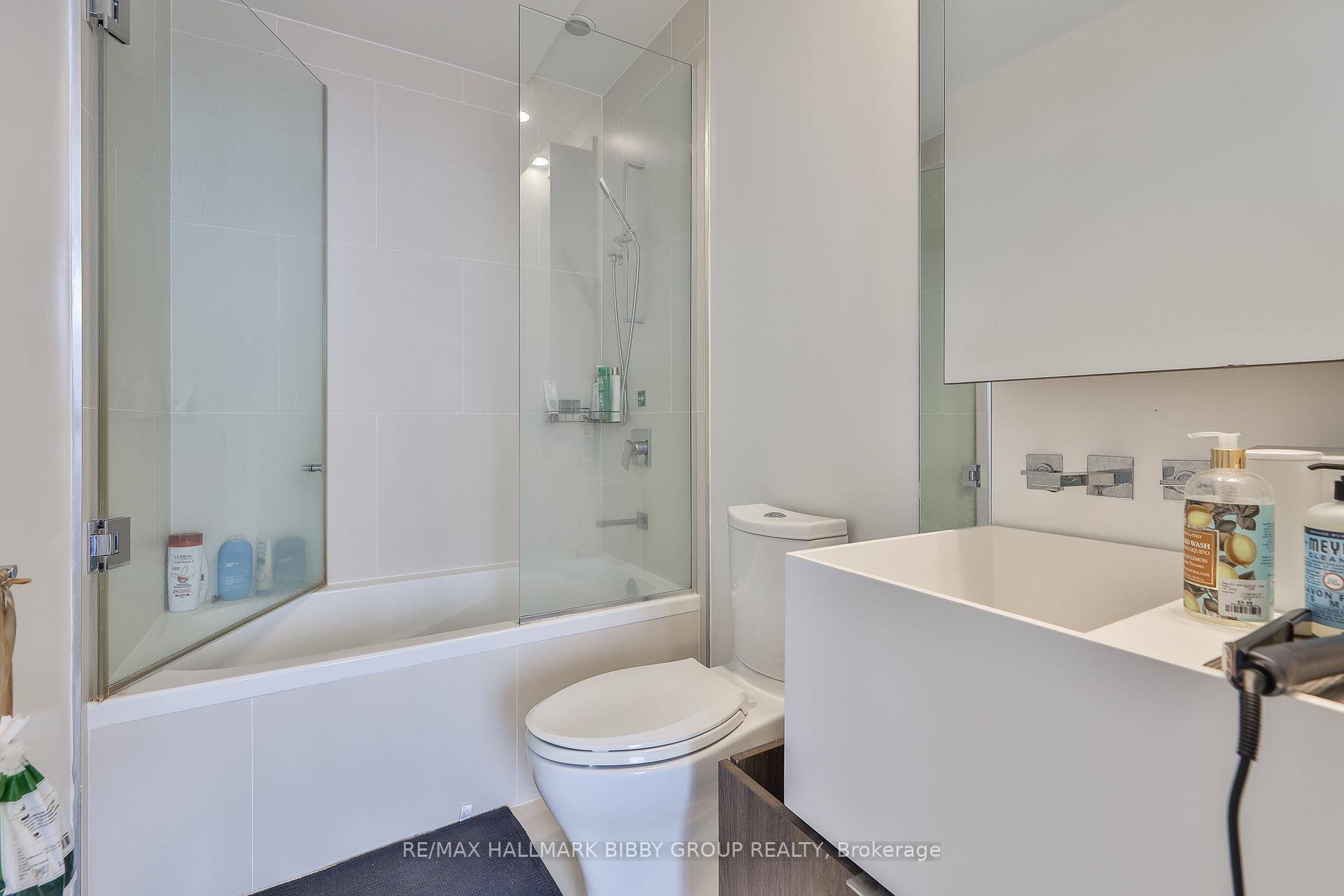 Photo 19 of Unit 3807, 1 Bloor Street E, Toronto, Church-Yonge Corridor — HOMEH