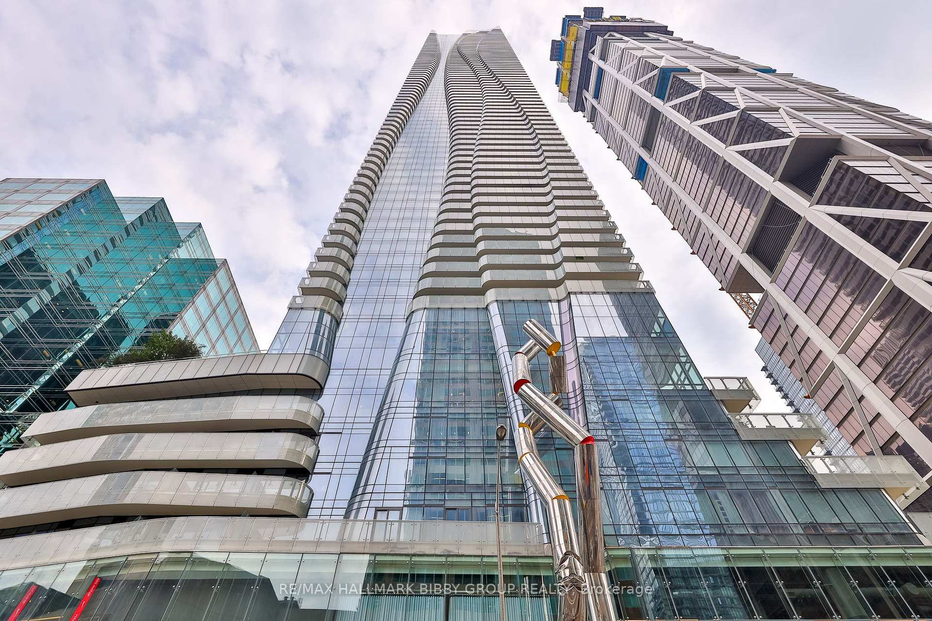 Photo 28 of Unit 3807, 1 Bloor Street E, Toronto, Church-Yonge Corridor — HOMEH