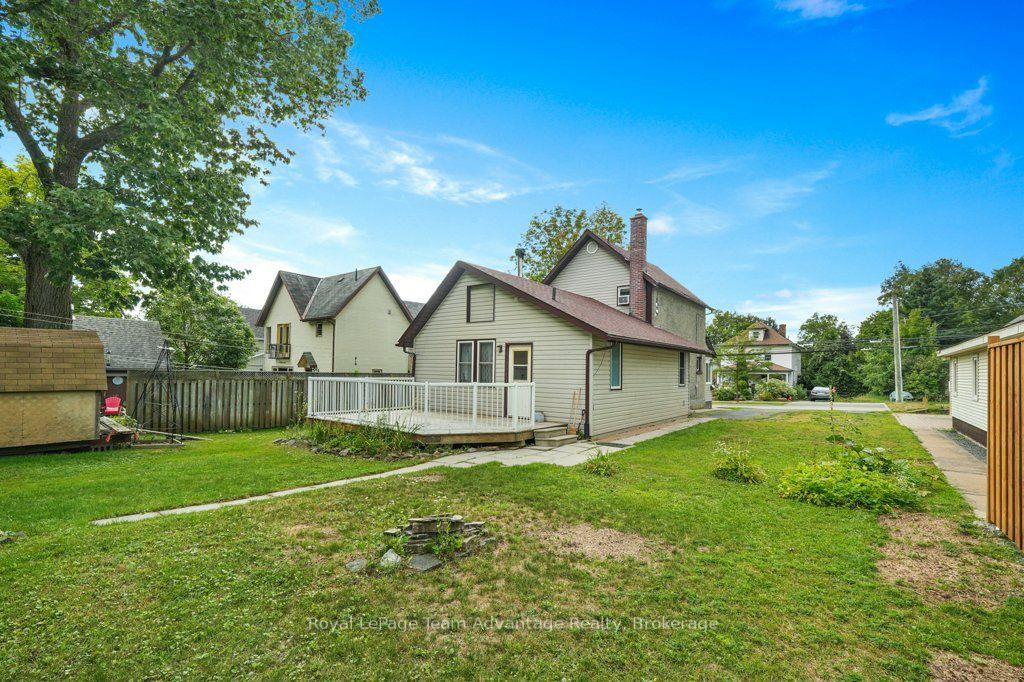 Photo 50 of 111 Gibson St Street, Parry Sound — HOMEH