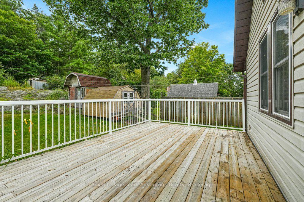 Photo 6 of 111 Gibson St Street, Parry Sound — HOMEH
