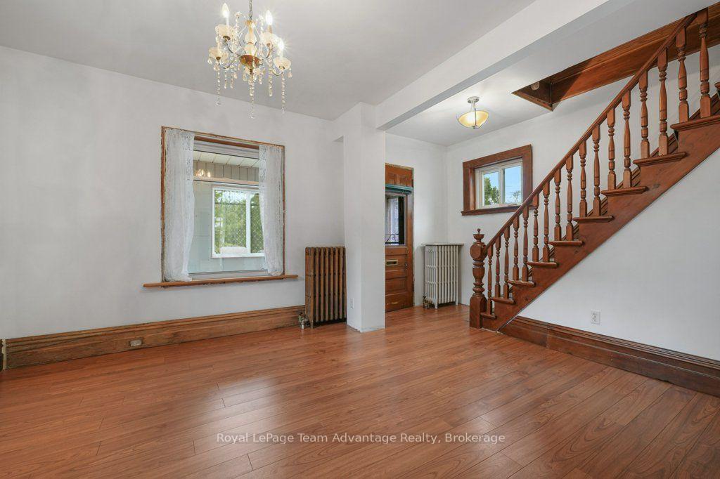 Photo 15 of 111 Gibson St Street, Parry Sound — HOMEH