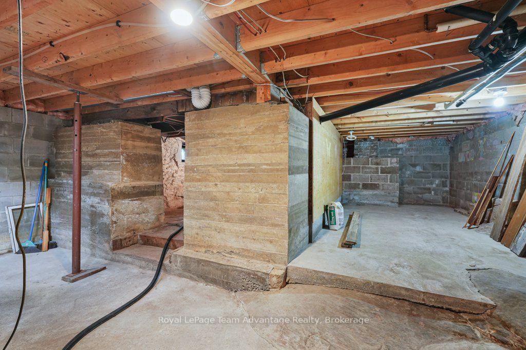 Photo 24 of 111 Gibson St Street, Parry Sound — HOMEH