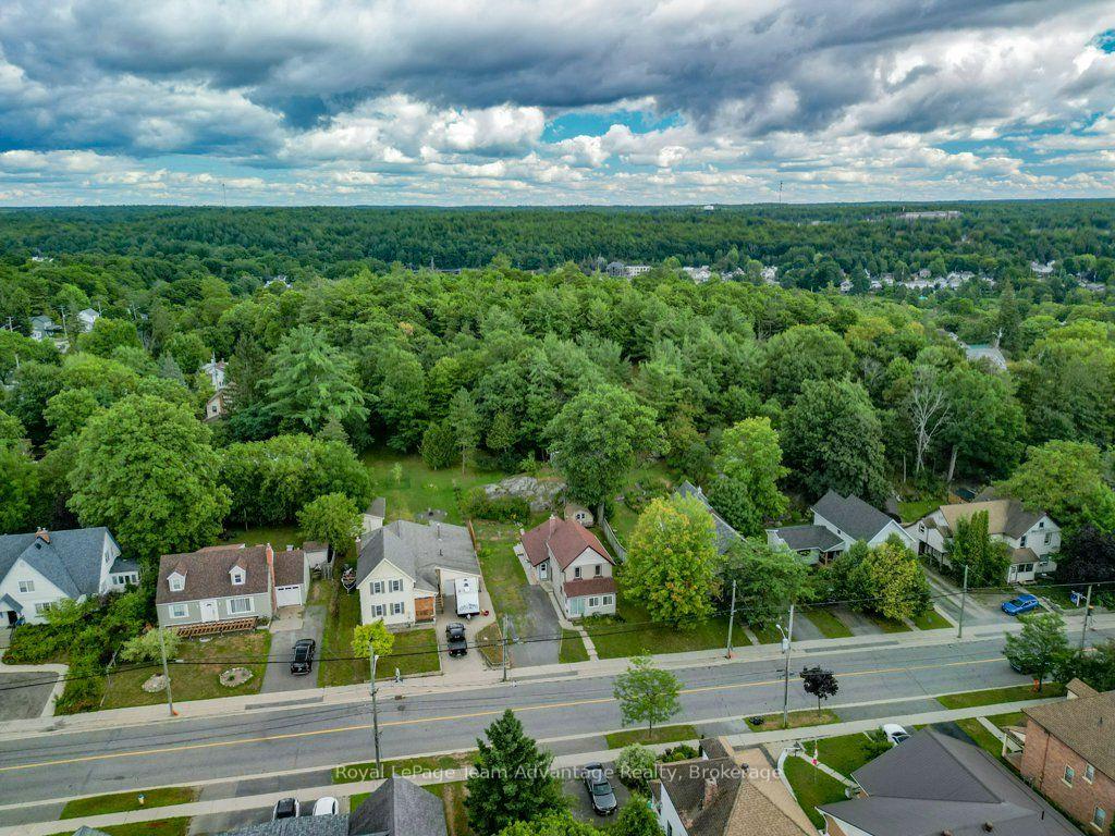 Photo 41 of 111 Gibson St Street, Parry Sound — HOMEH