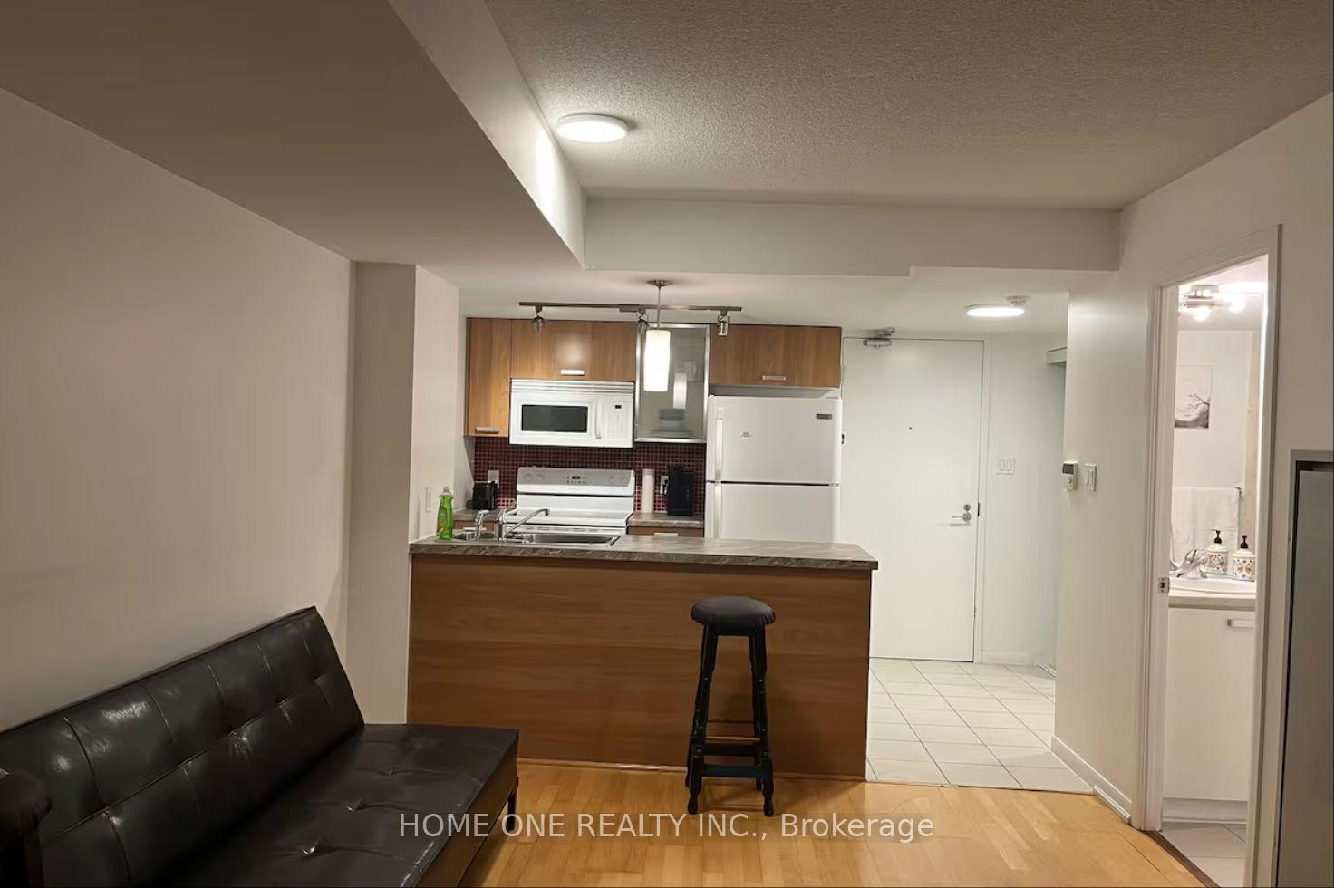 Photo 2 of Unit 706, 38 Grenville Street, Toronto, Bay Street Corridor — HOMEH