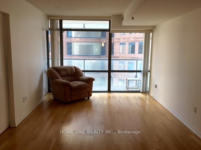 Photo 5 of Unit 706, 38 Grenville Street, Toronto, Bay Street Corridor — HOMEH
