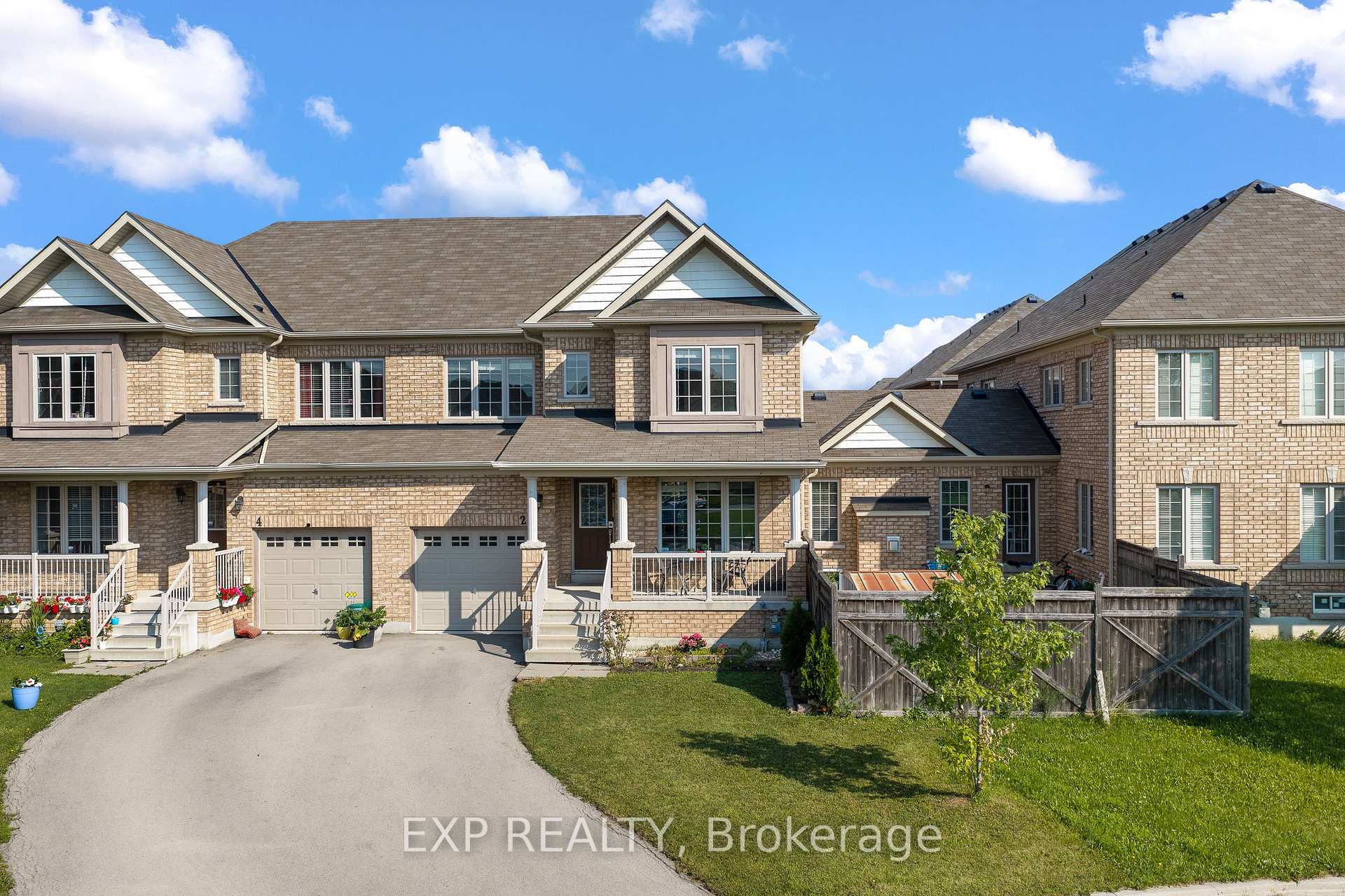 Photo 1 of 2 Durham Way, Niagara-on-the-Lake, Glendale — HOMEH