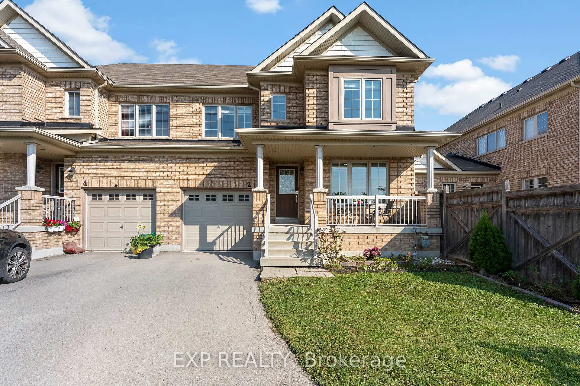 Photo 5 of 2 Durham Way, Niagara-on-the-Lake, Glendale — HOMEH