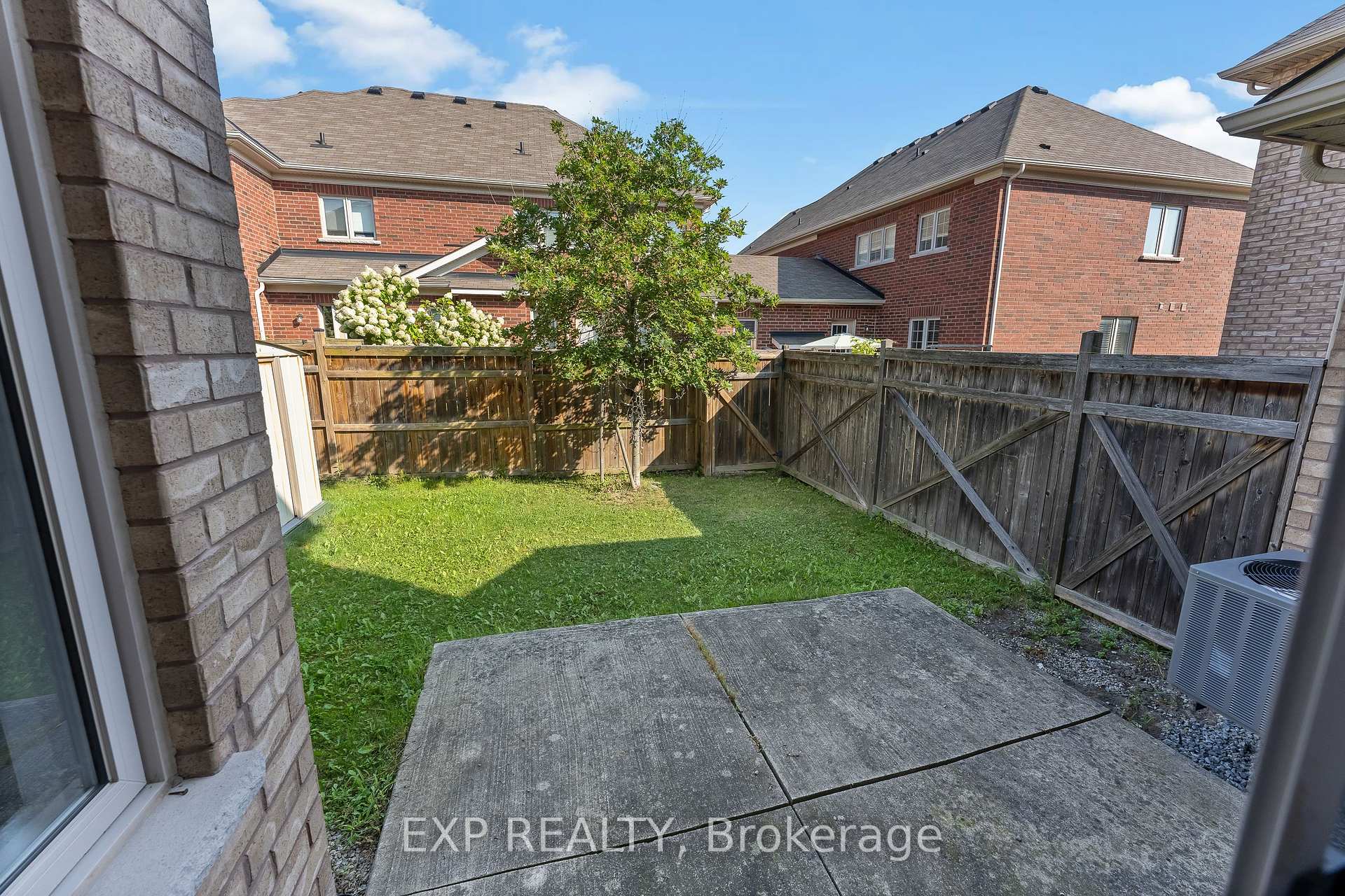 Photo 34 of 2 Durham Way, Niagara-on-the-Lake, Glendale — HOMEH