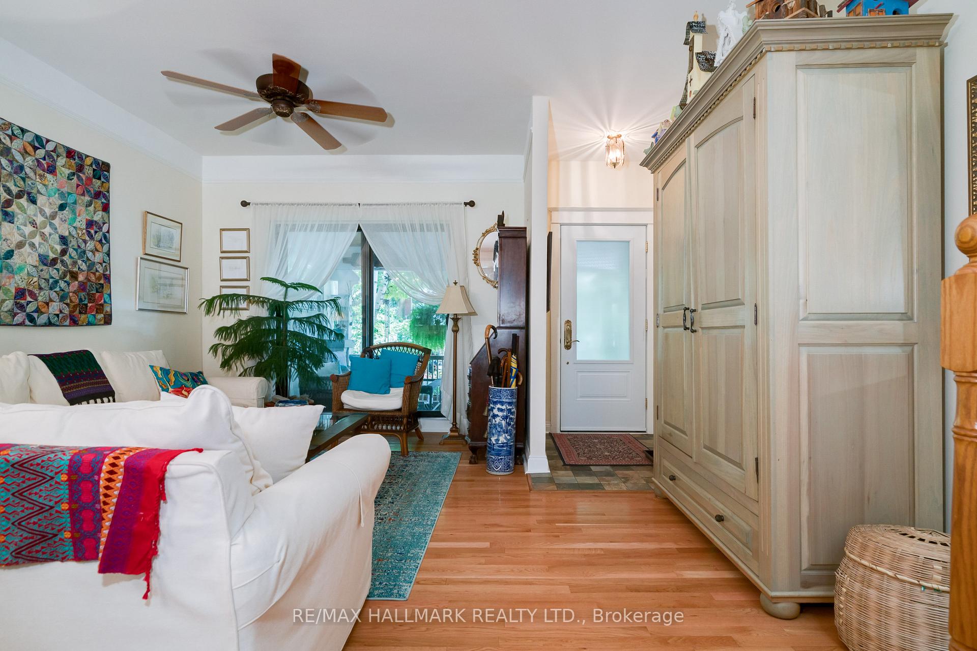 Photo 4 of 177 Wineva Avenue, Toronto, The Beaches — HOMEH