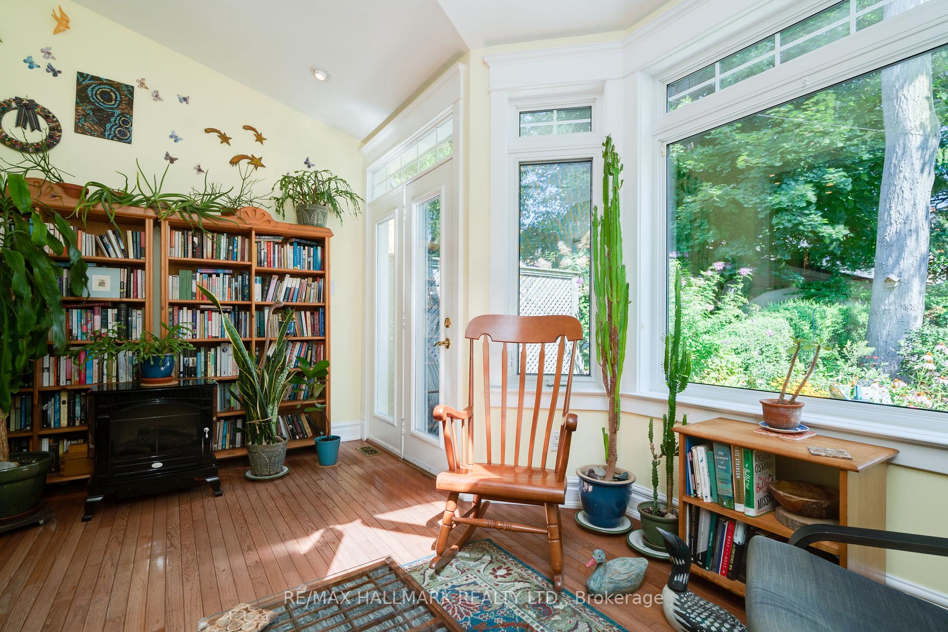 Photo 13 of 177 Wineva Avenue, Toronto, The Beaches — HOMEH