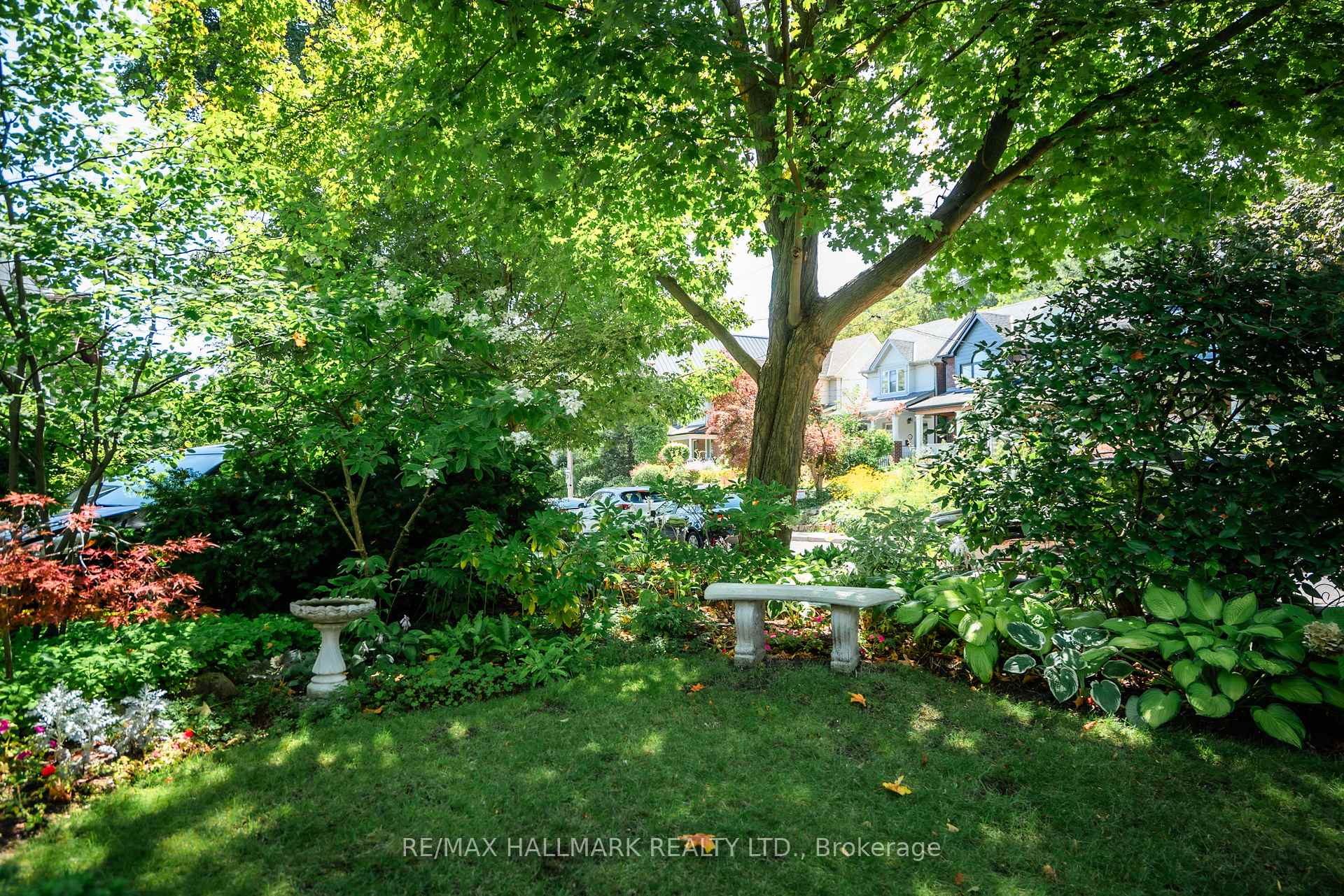 Photo 32 of 177 Wineva Avenue, Toronto, The Beaches — HOMEH