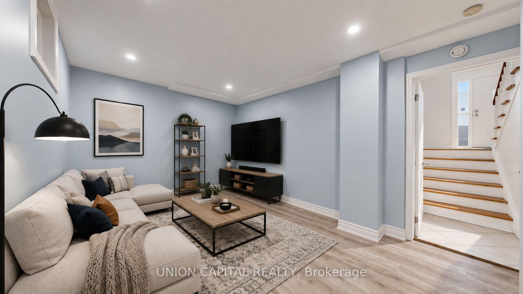 Photo 14 of 6 Windy Golf Way, Toronto, Flemingdon Park — HOMEH