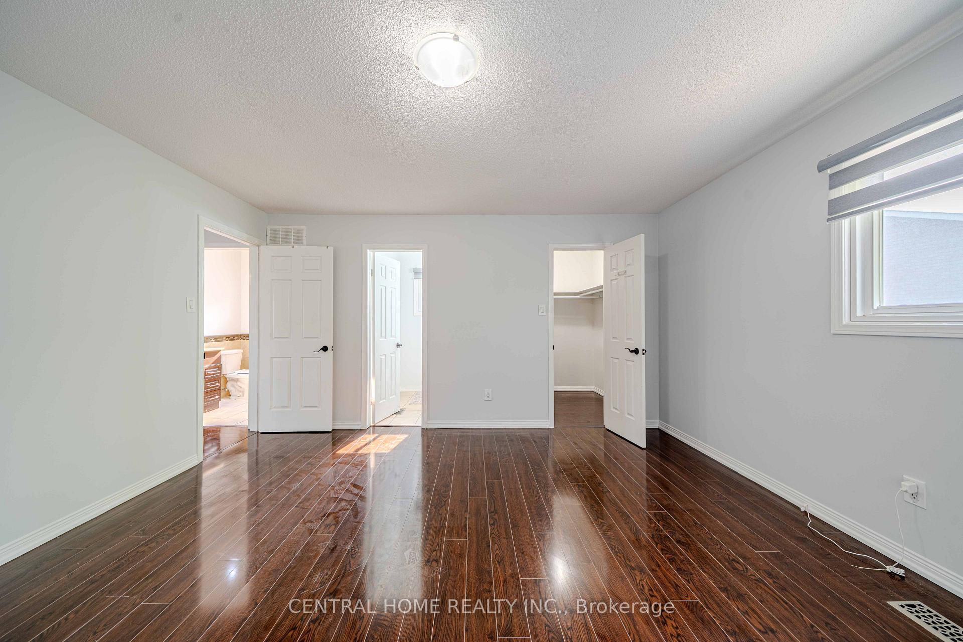 Photo 17 of 2 Noel Street, Markham, Markham Village — HOMEH