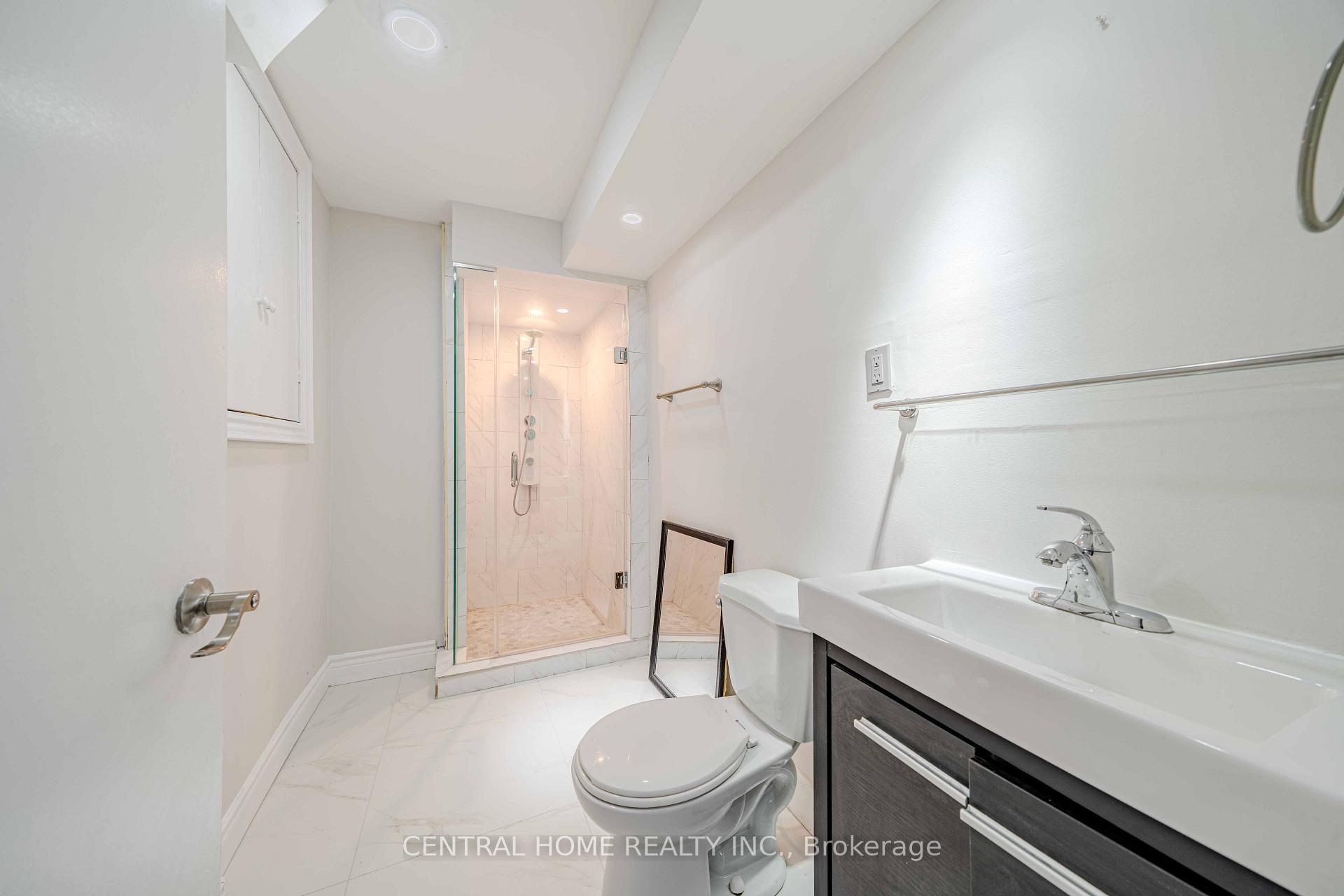 Photo 25 of 2 Noel Street, Markham, Markham Village — HOMEH