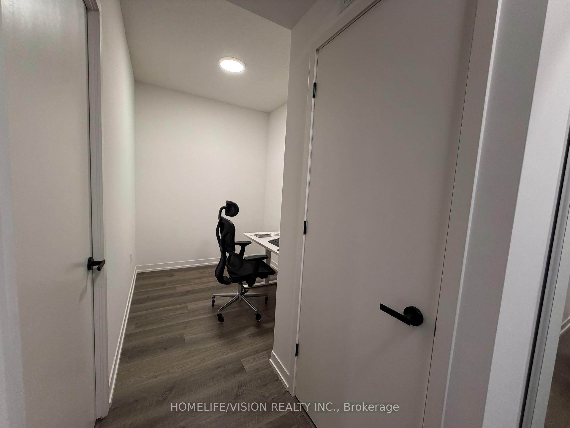 Photo 12 of Unit 3207, 8 Interchange Way, Vaughan, Vaughan Corporate Centre — HOMEH
