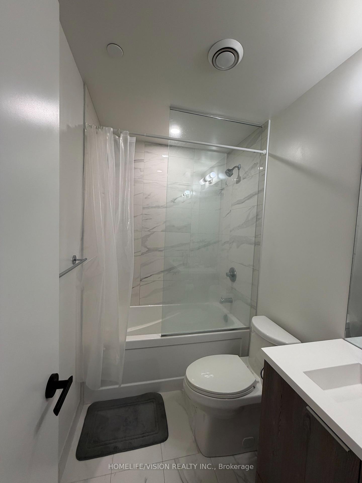 Photo 14 of Unit 3207, 8 Interchange Way, Vaughan, Vaughan Corporate Centre — HOMEH