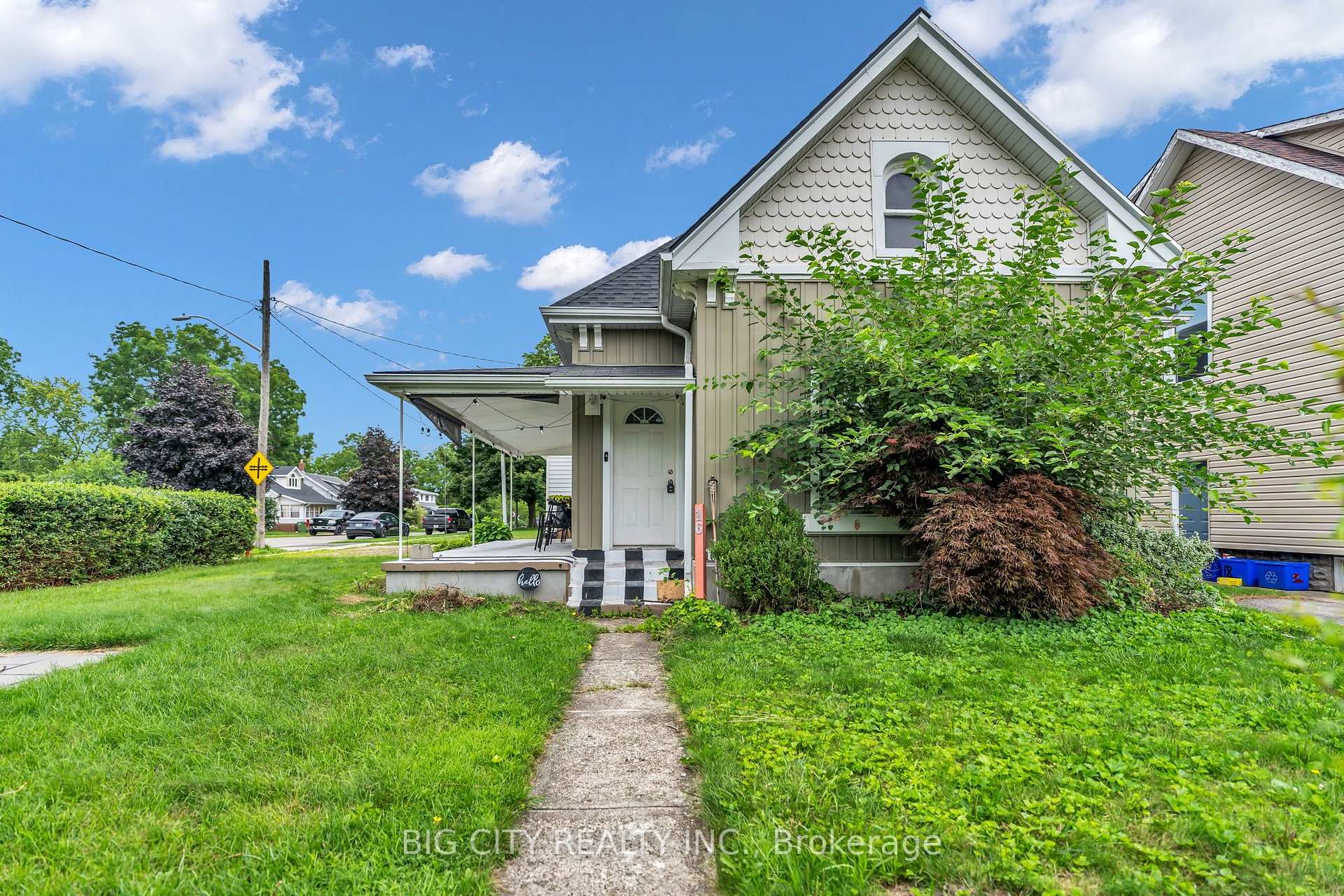 Photo 1 of 16 East Avenue, St. Thomas — HOMEH