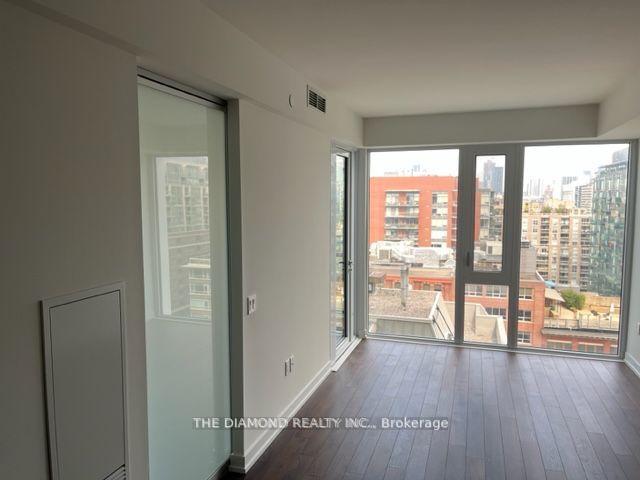 Photo 4 of Unit 1206, 158 Front Street E, Toronto, Moss Park — HOMEH