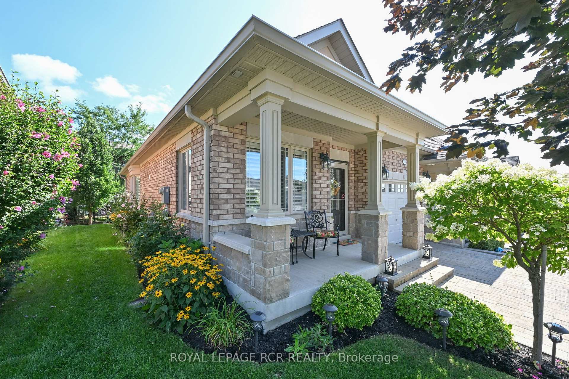Photo 3 of 39 Westmount Drive, New Tecumseth, Alliston — HOMEH