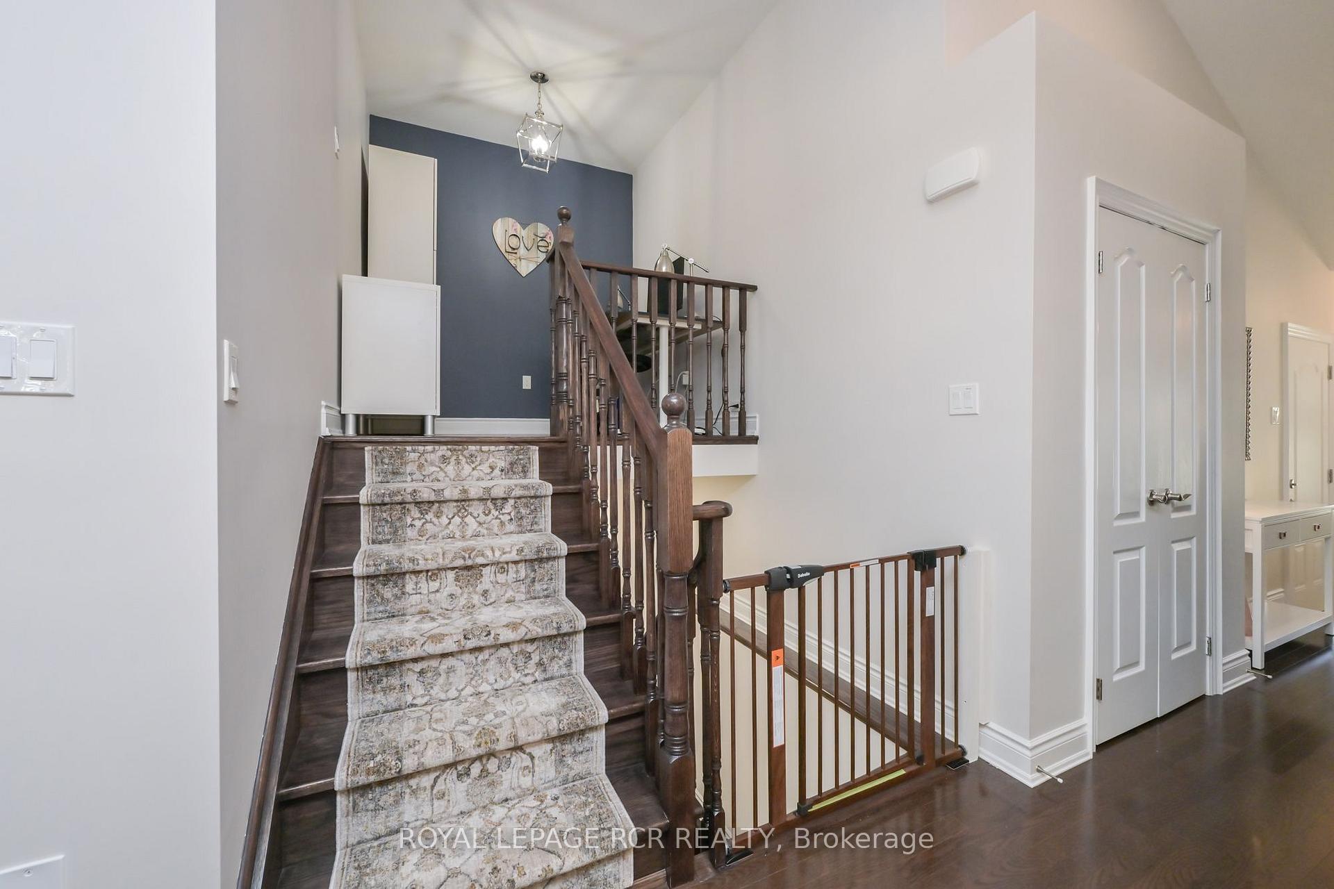Photo 20 of 39 Westmount Drive, New Tecumseth, Alliston — HOMEH