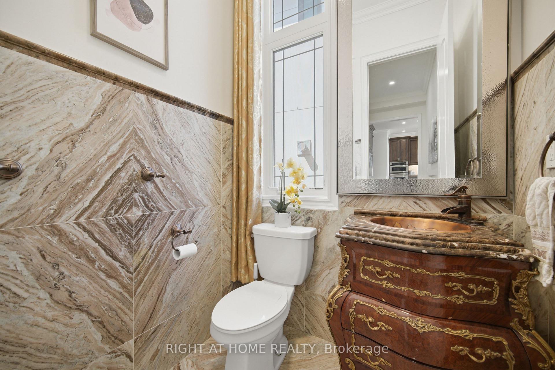 Photo 16 of 33 Keatley Drive, Vaughan, Patterson — HOMEH