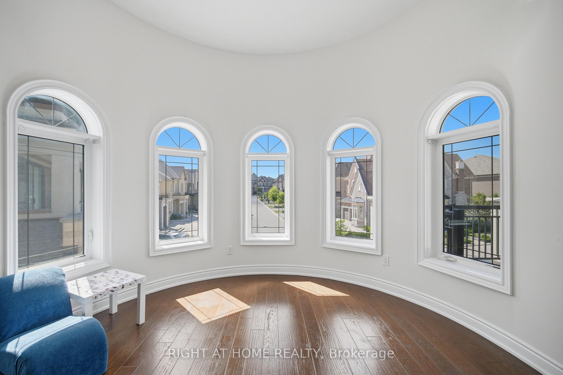 Photo 34 of 33 Keatley Drive, Vaughan, Patterson — HOMEH