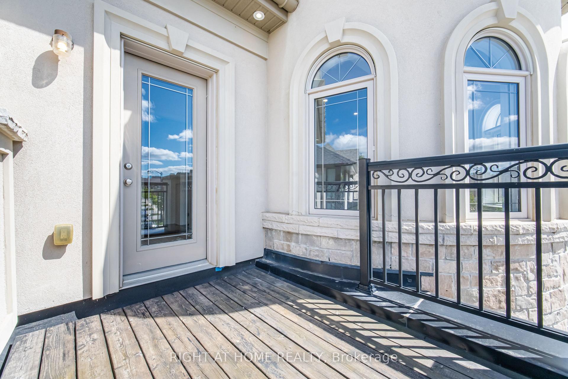 Photo 38 of 33 Keatley Drive, Vaughan, Patterson — HOMEH