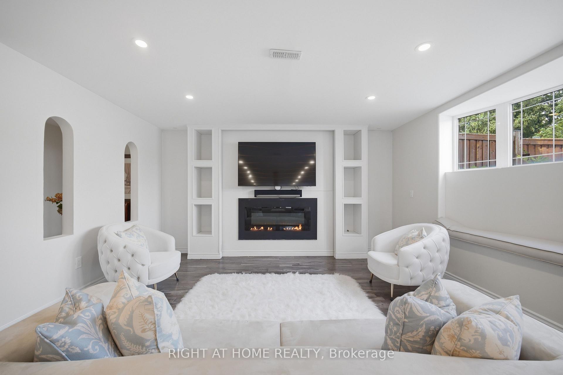 Photo 39 of 33 Keatley Drive, Vaughan, Patterson — HOMEH