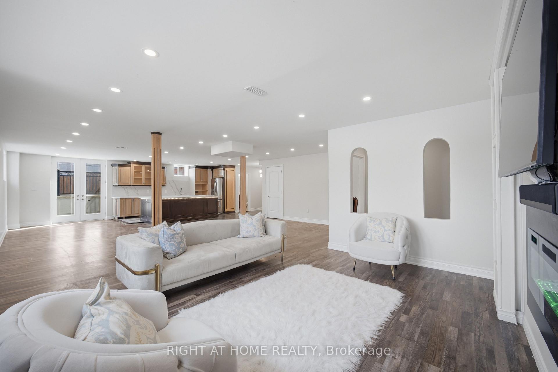 Photo 40 of 33 Keatley Drive, Vaughan, Patterson — HOMEH