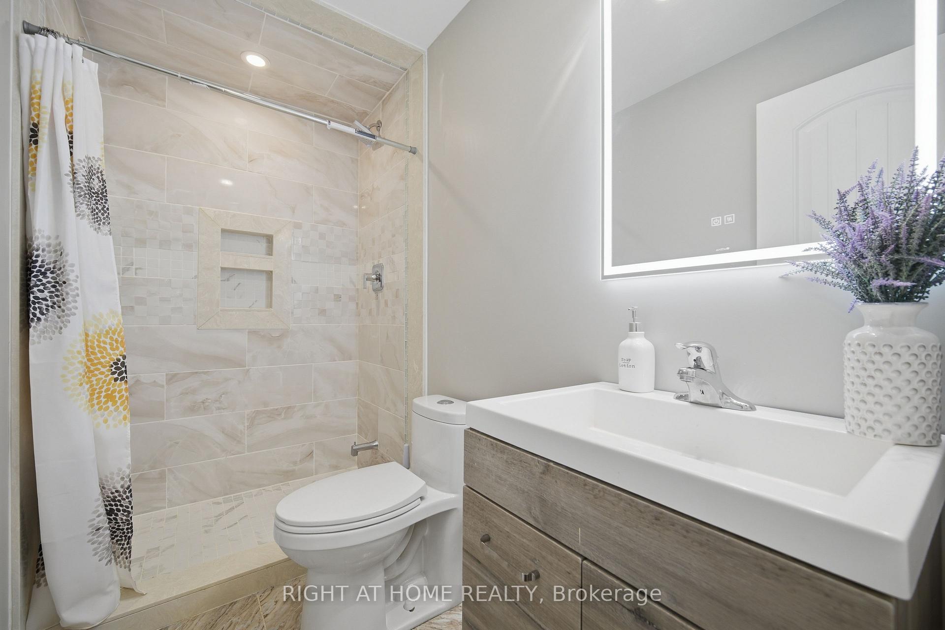 Photo 45 of 33 Keatley Drive, Vaughan, Patterson — HOMEH