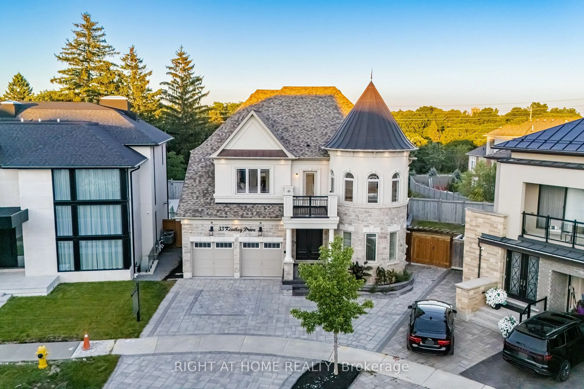 Photo 1 of 33 Keatley Drive, Vaughan, Patterson — HOMEH