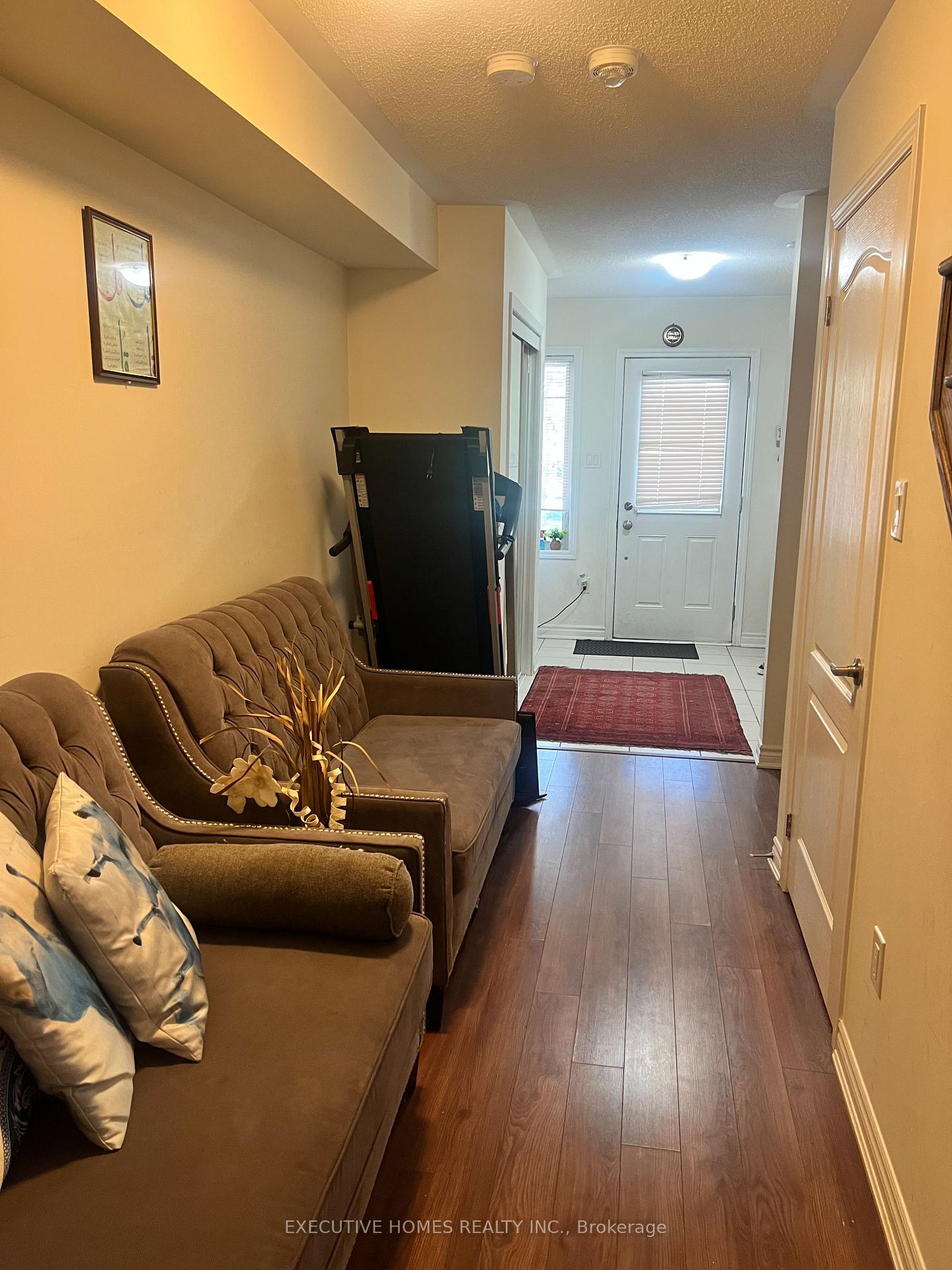 Photo 11 of 288 Reis Place, Milton, Ford — HOMEH