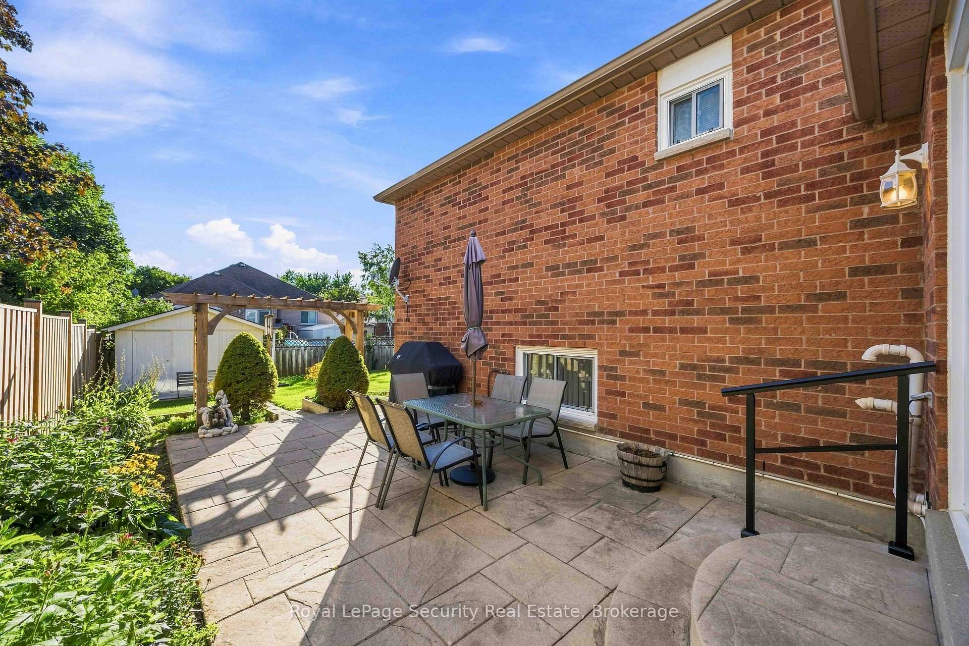 Photo 46 of 46 Birchway Place, Halton Hills, Acton — HOMEH