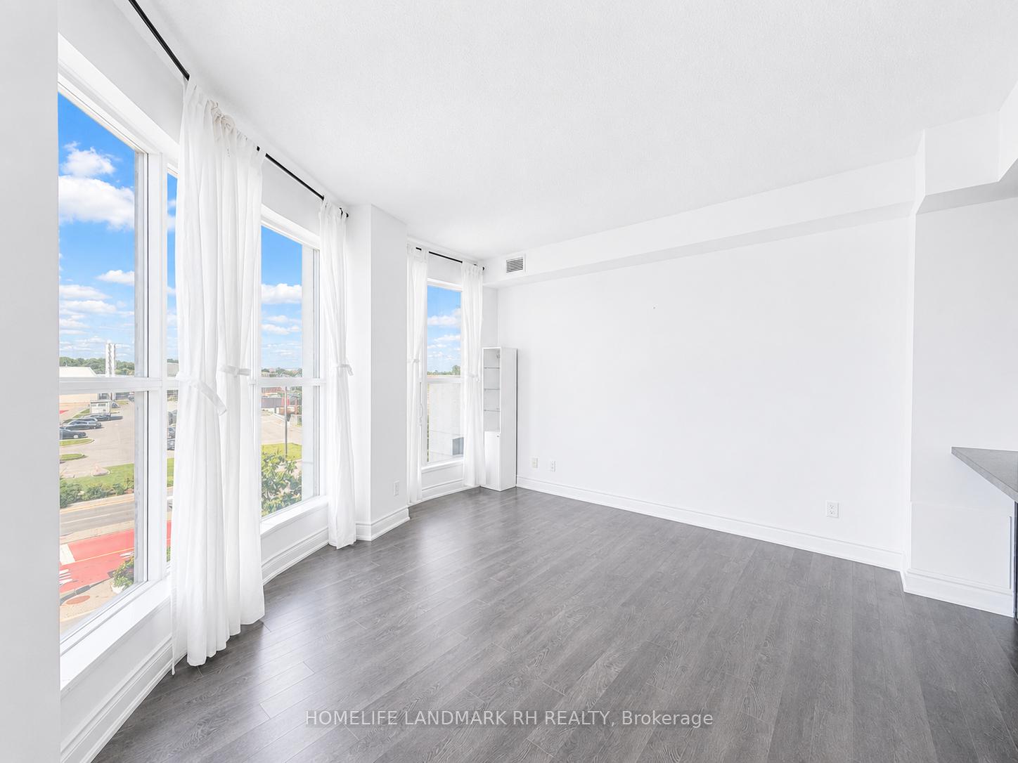 Photo 6 of Unit 311, 99 South Town Centre Boulevard, Markham, Unionville — HOMEH